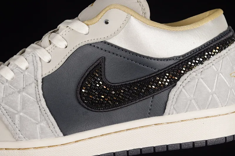 All categories Air Jordan Jordan series basketball shoes Air Jordan 1 Low G version pure original Air Jordan 1 Low AJ1 Joe 1 black and gray satin sports culture basketball shoes DV1762-001